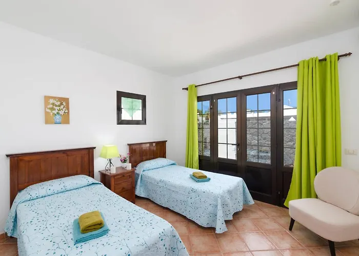 Alvaro Dos By Willa *